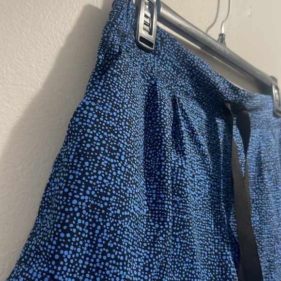 Lululemon Lululemon Breakaway Short (3")  Ribbon Tie Shorts - Picture 4 of 8